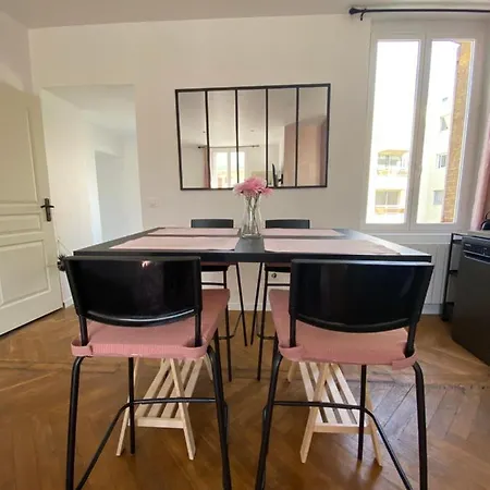 Pink Cosy Apartment Louviers Exterior photo